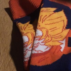 New goku crew socks size 8/12